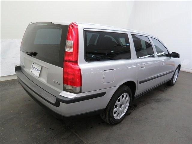 Volvo V70 2002 photo 4