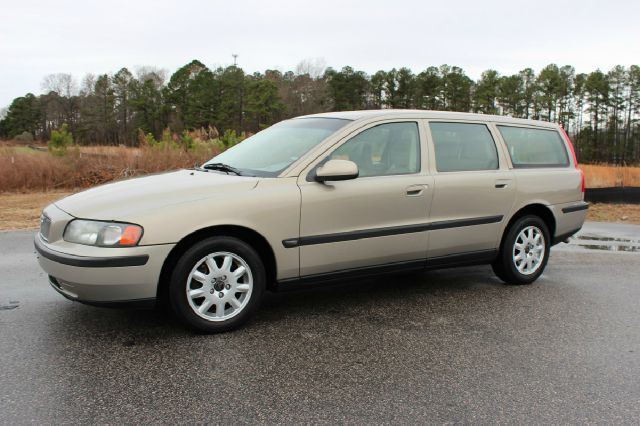 Volvo V70 2002 photo 3