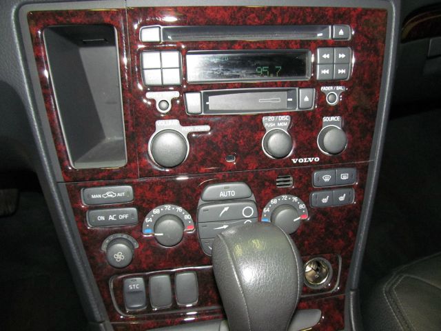 Volvo V70 2003 photo 18