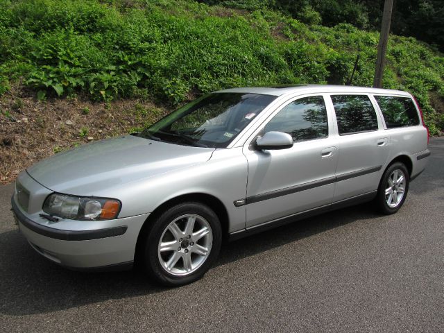 Volvo V70 2003 photo 20