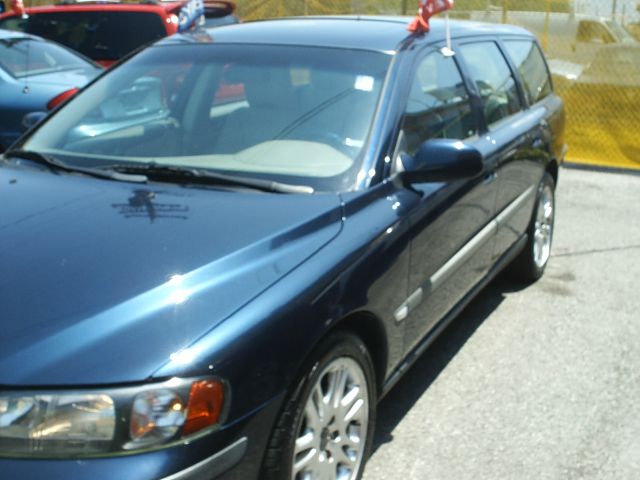 Volvo V70 2003 photo 12