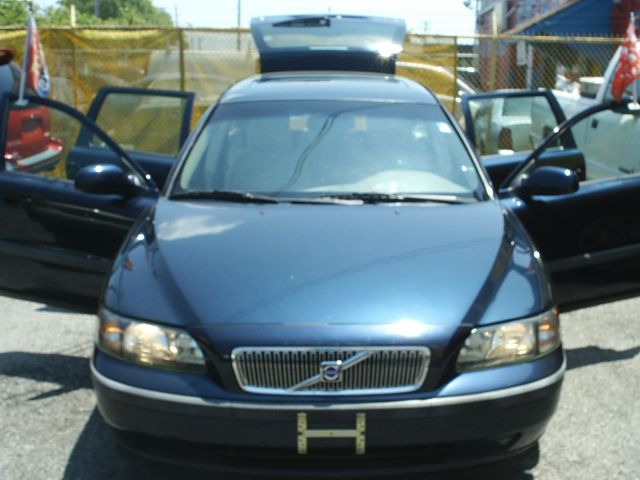 Volvo V70 2003 photo 6