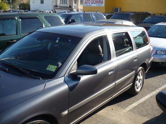 Volvo V70 2004 photo 3