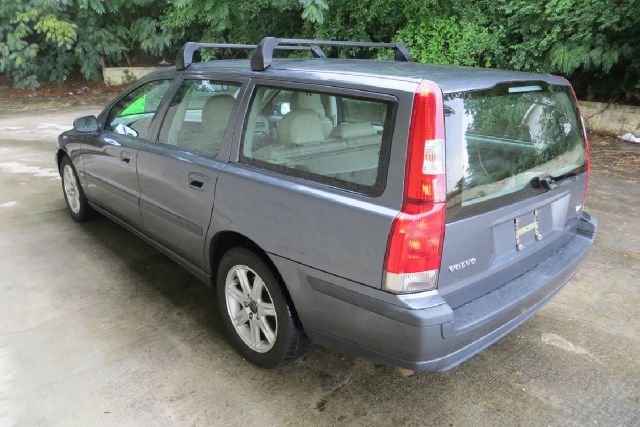 Volvo V70 2004 photo 3