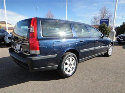 Volvo V70 2004 photo 3