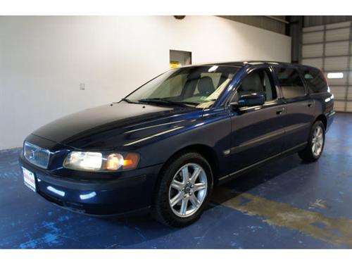 Volvo V70 2004 photo 2