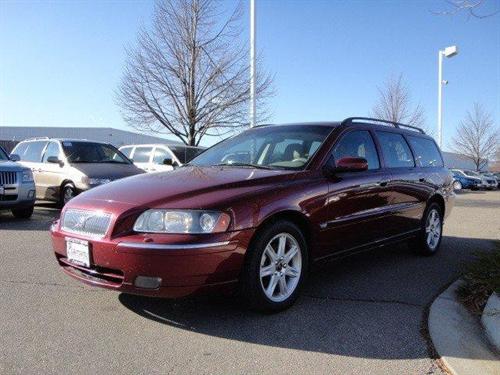 Volvo V70 2005 photo 2