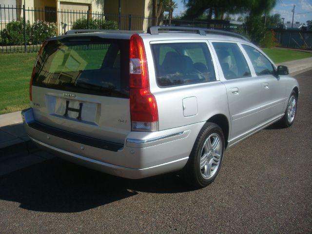 Volvo V70 2007 photo 4