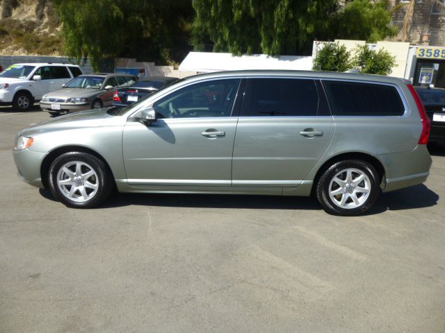 Volvo V70 2008 photo 3