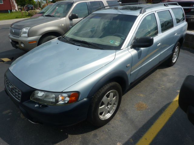 Volvo V70 XC 2001 photo 8