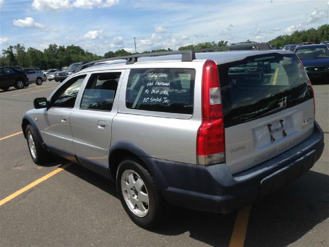 Volvo V70 XC EX - DUAL Power Doors SUV