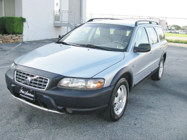 Volvo V70 XC 2001 photo 19