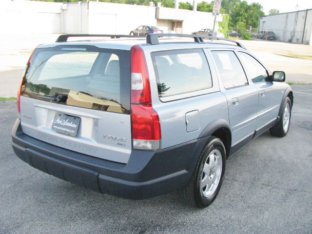 Volvo V70 XC 2001 photo 20