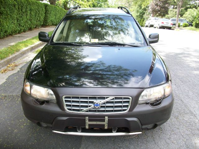 Volvo V70 XC 2001 photo 22