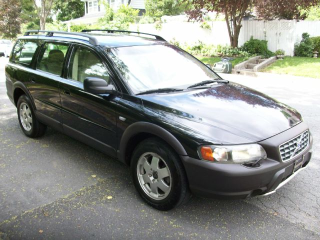 Volvo V70 XC 2001 photo 4