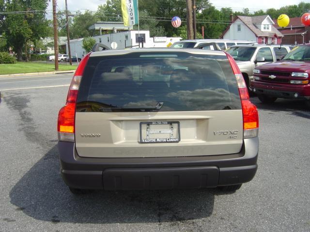 Volvo V70 XC 2001 photo 4