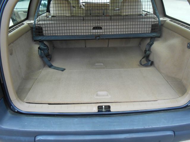 Volvo V70 XC 2001 photo 10