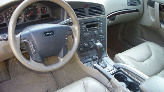 Volvo V70 XC 2002 photo 10