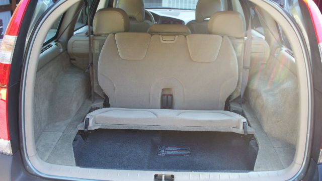 Volvo V70 XC 2002 photo 8