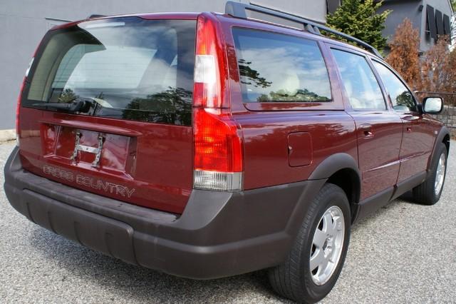 Volvo V70 XC Unknown SUV