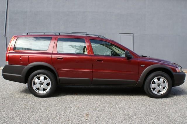 Volvo V70 XC 2002 photo 2