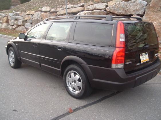 Volvo V70 XC 2002 photo 1