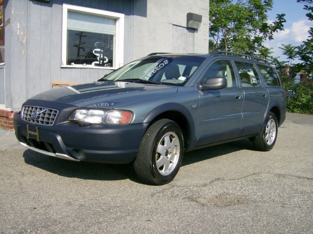 Volvo V70 XC 2002 photo 3