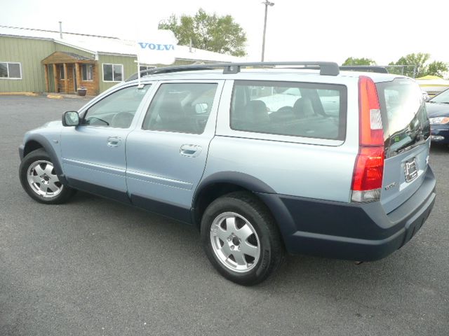 Volvo V70 XC 2002 photo 22