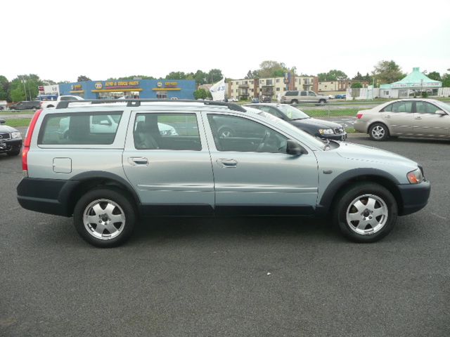 Volvo V70 XC 2002 photo 3