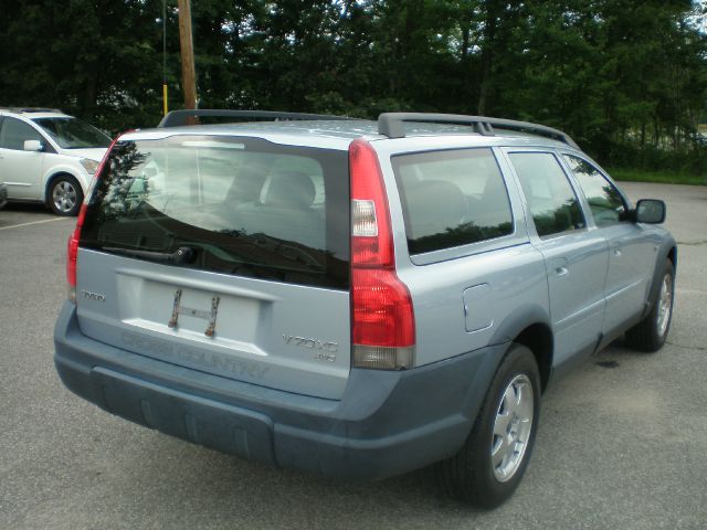 Volvo V70 XC 2002 photo 3