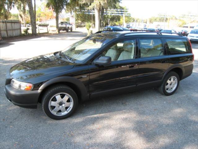 Volvo V70 XC 2002 photo 1