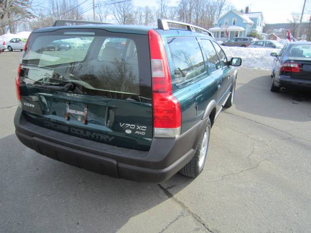 Volvo V70 XC 2002 photo 3