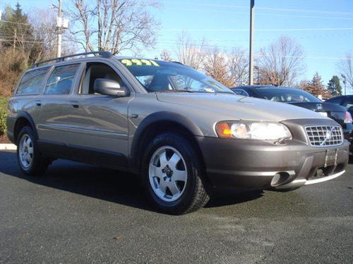 Volvo V70 XC 2002 photo 1