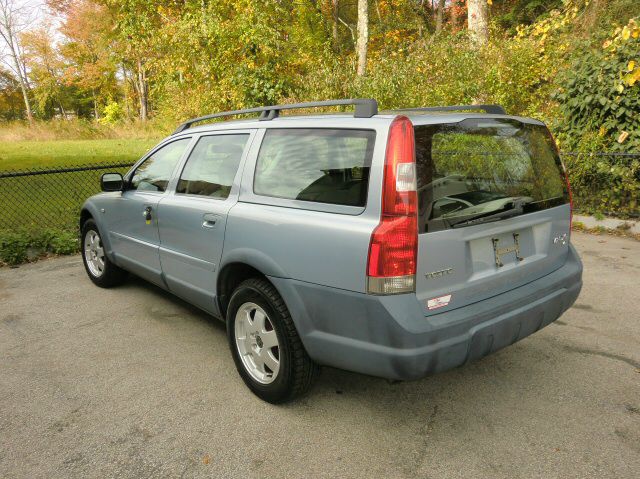 Volvo V70 XC 2002 photo 3