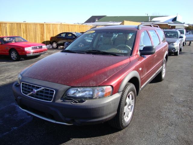 Volvo V70 XC Unknown Sport Utility