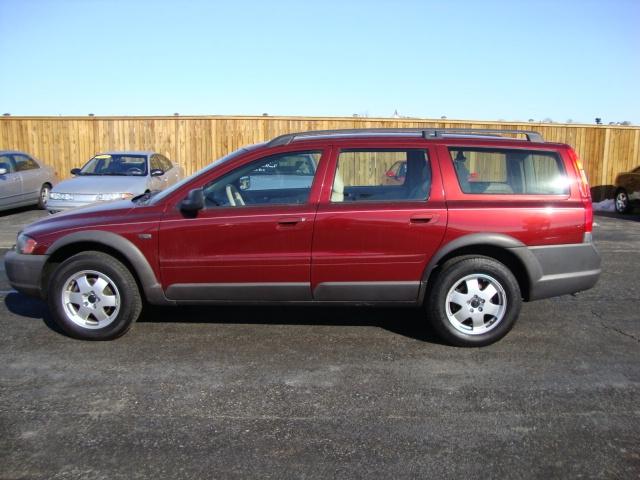 Volvo V70 XC 2002 photo 2