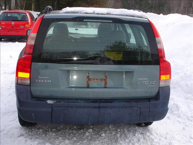 Volvo V70 XC 2002 photo 2