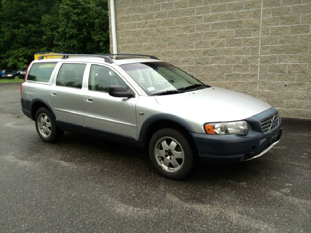 Volvo V70 XC 2002 photo 3