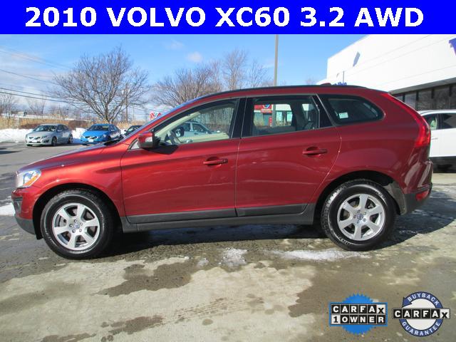 Volvo XC60 2010 photo 1