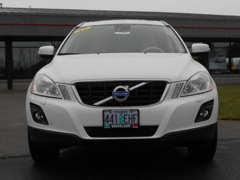 Volvo XC60 2010 photo 2