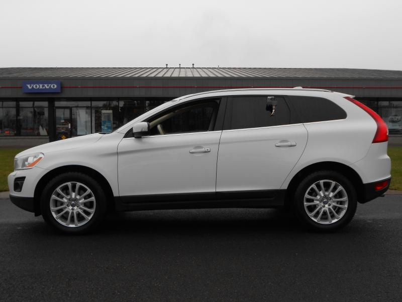 Volvo XC60 2010 photo 3