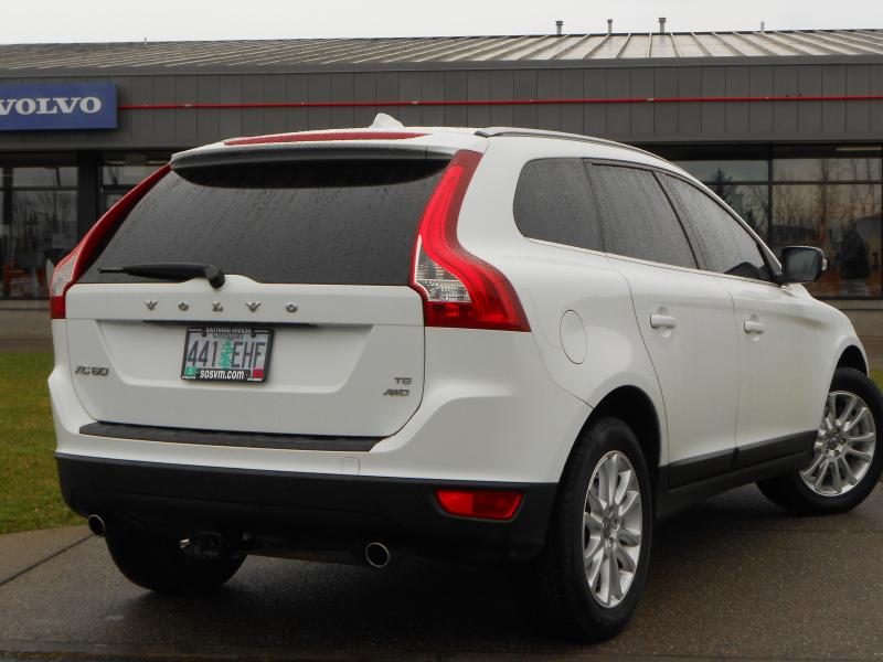 Volvo XC60 2010 photo 4