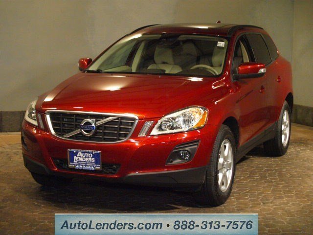 Volvo XC60 Base Unspecified