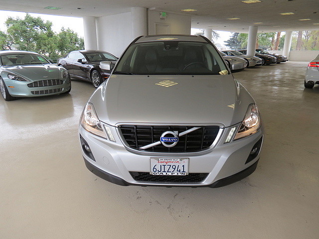 Volvo XC60 2010 photo 1