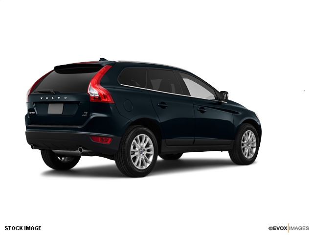 Volvo XC60 2010 photo 1