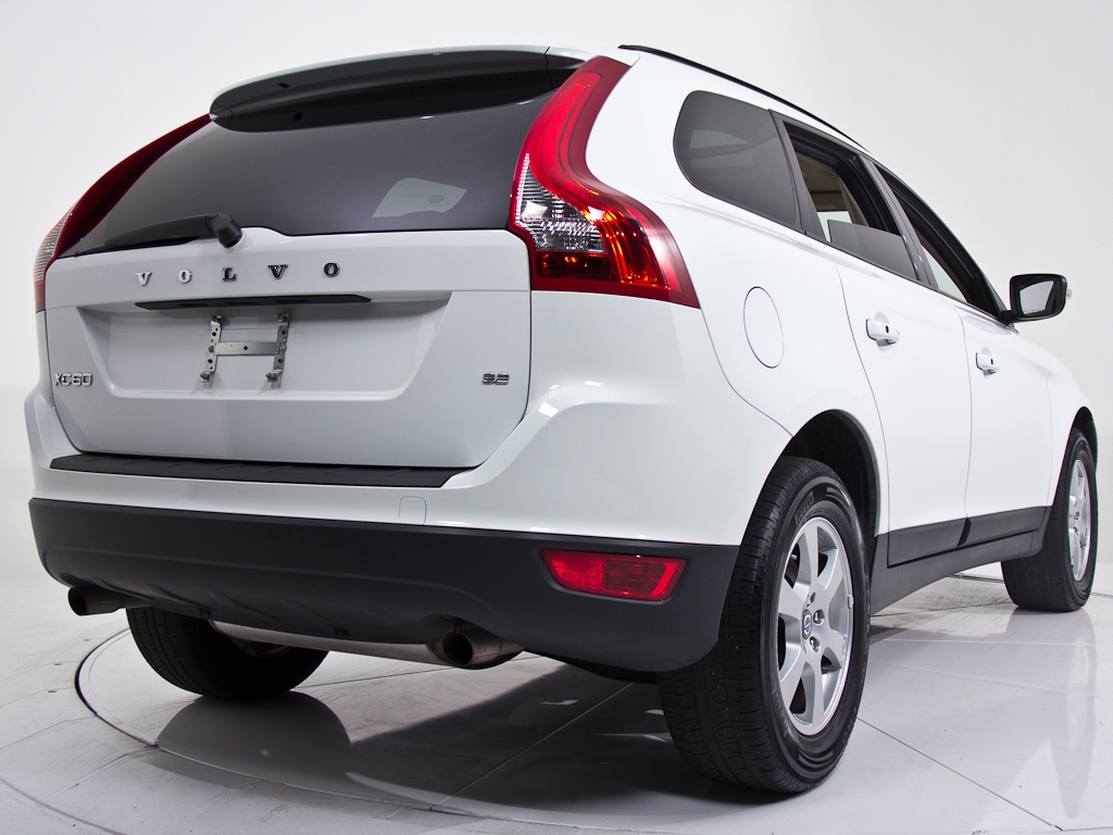 Volvo XC60 2010 photo 5