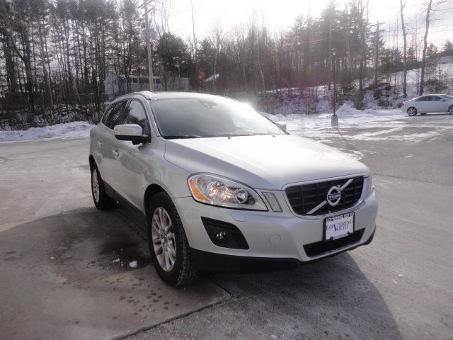 Volvo XC60 2010 photo 1