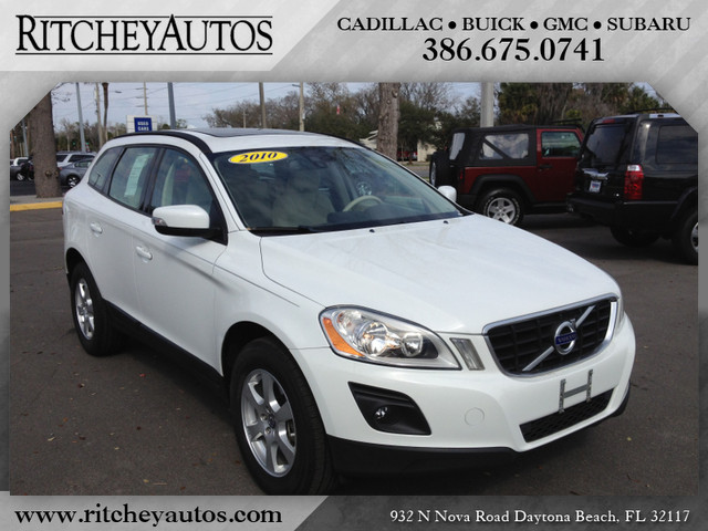 Volvo XC60 Base Unspecified