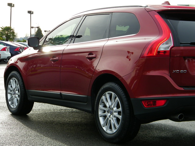 Volvo XC60 2010 photo 2