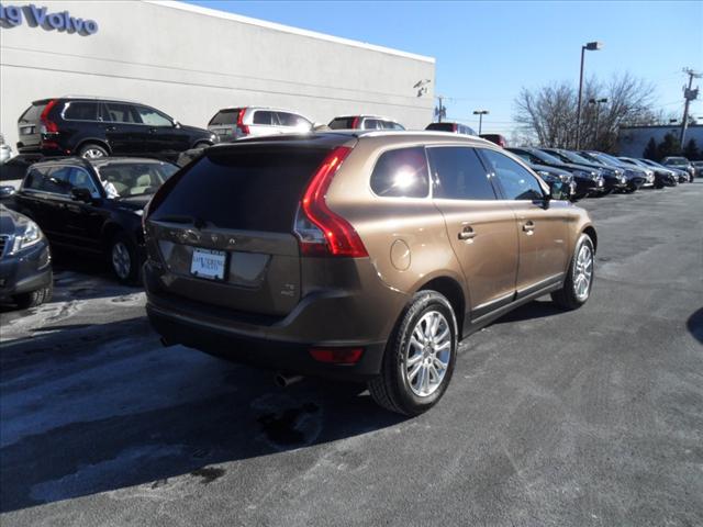 Volvo XC60 2010 photo 2